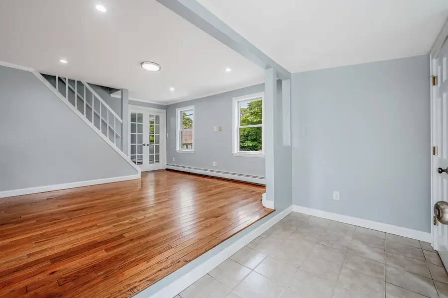 904 Hawkins Avenue, Lake Grove, NY 11755 - Image #3