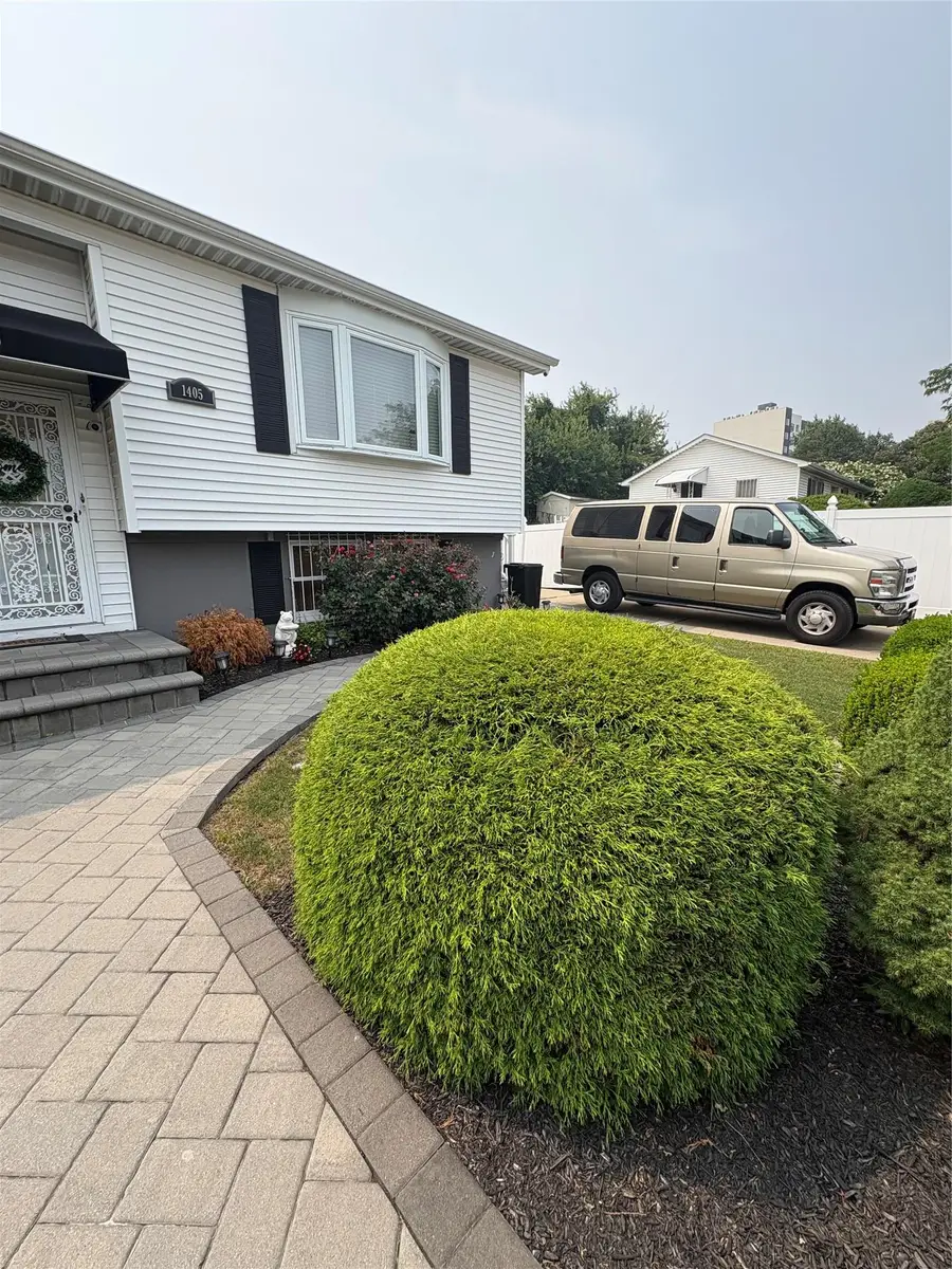 1405 Louis Nine Blvd Boulevard, Bronx, NY 10459 - Image #3