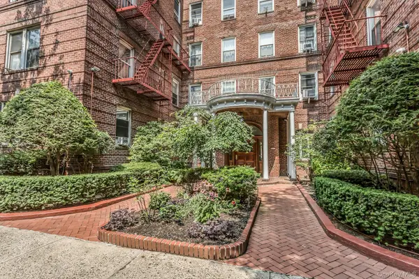 111-39 76 Road #B7, Forest Hills, NY 11375