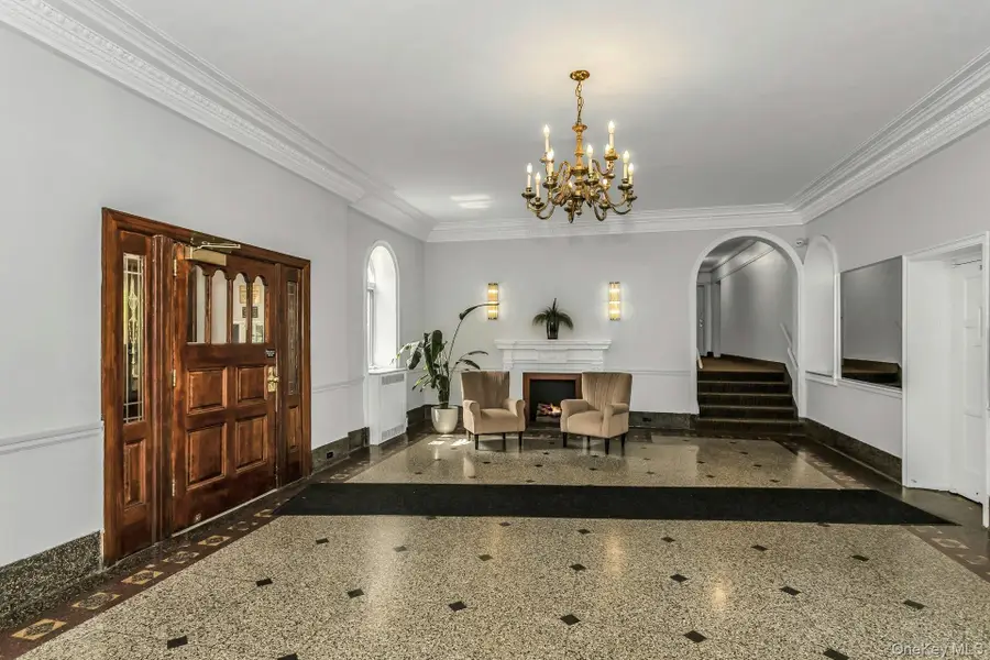 111-39 76 Road #B7, Forest Hills, NY 11375 - Image #2