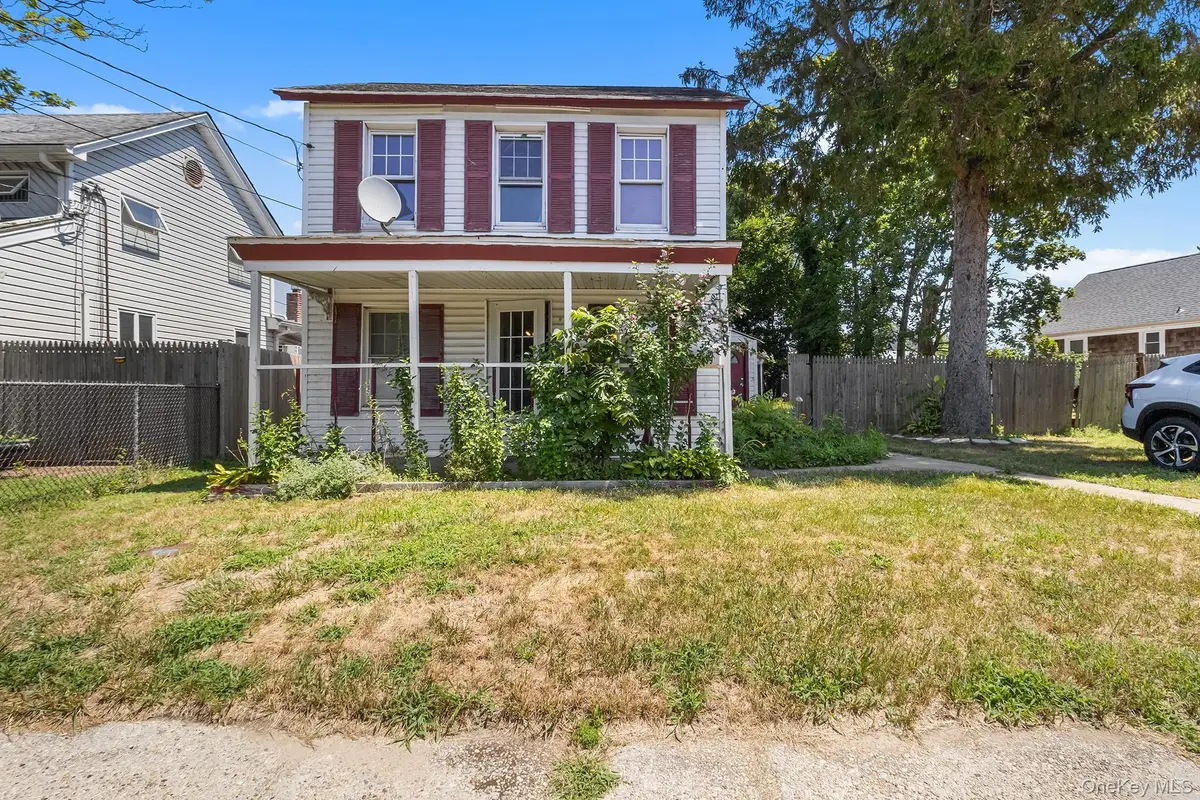 59 Irish Lane, East Islip, NY 11730 - Image #1