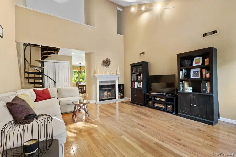 156 Stone Meadow, South Salem, NY 10590 - Image #3