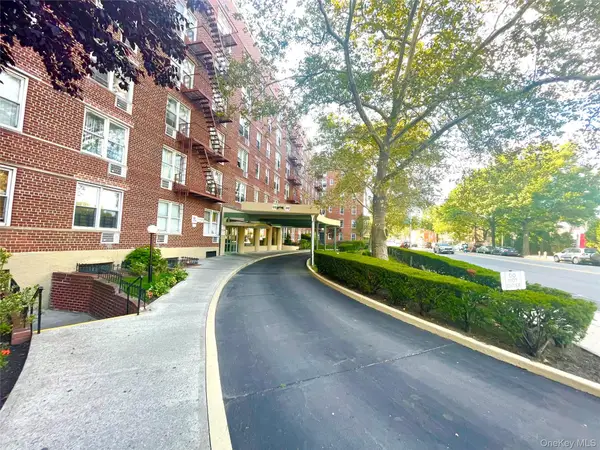 5930 108th Street #7HH, Corona, NY 11368