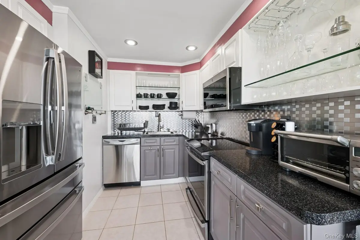 162-40 9th Avenue #8B, Beechhurst, NY 11357 - Image #1