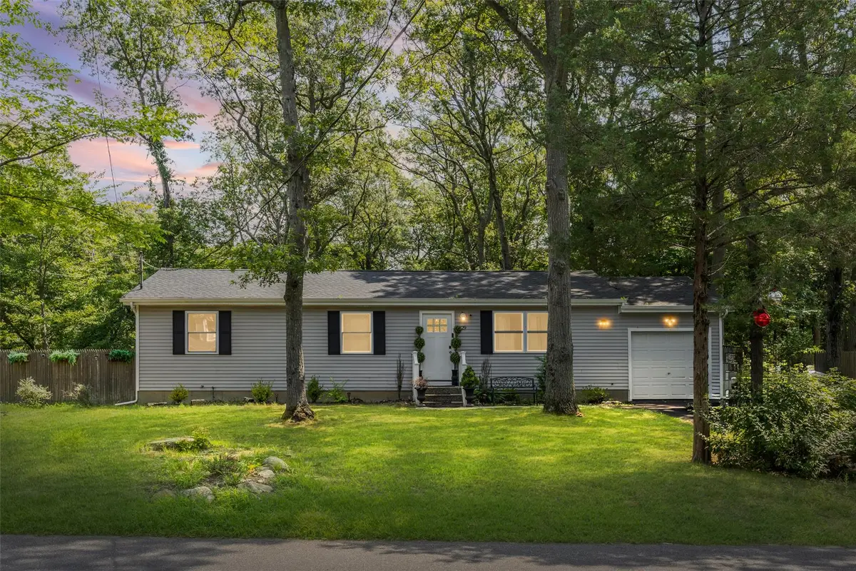 129 W Bartlett Road, Middle Island, NY 11953 - #1