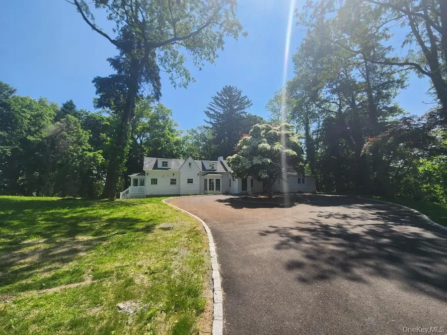 20N Ravine Road, North Hempstead, NY 10024 - Image #2