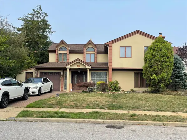 3200 Lydia Lane, Bellmore, NY 11710