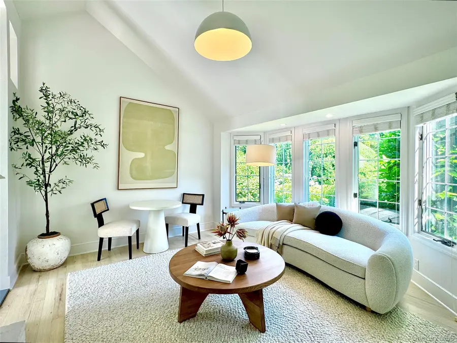 92 Ocean Avenue #3, East Hampton, NY 11937 - Image #3