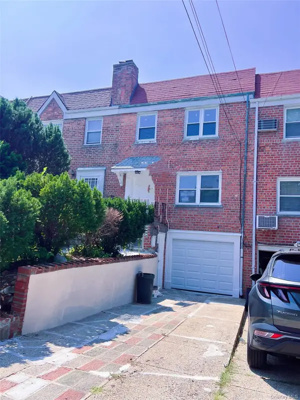 42-32 196th Street, Flushing, NY 11358