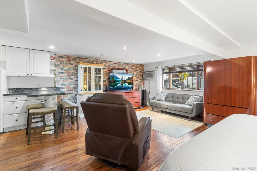 3411 11th Street, Astoria, NY 11106 - Image #3