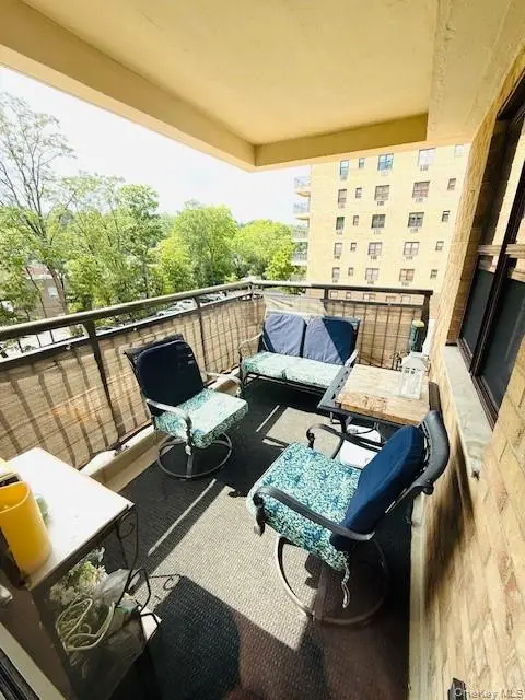 505 Central Avenue #329, White Plains, NY 10606