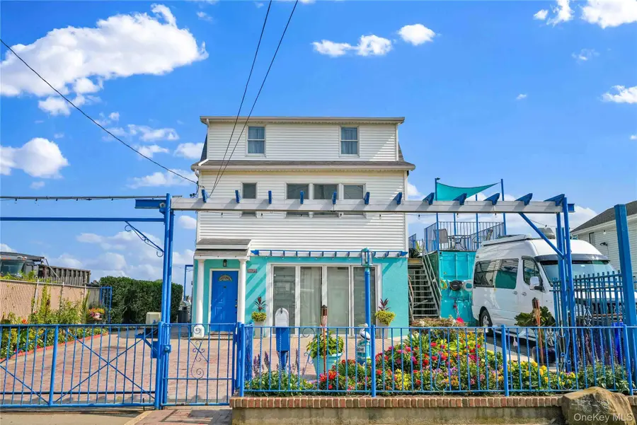 15579 Bayview Avenue, Rosedale, NY 11422 - Image #3