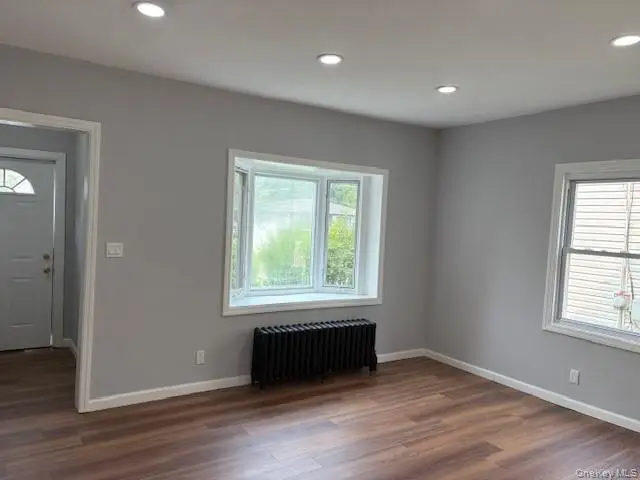 110 Woodside Avenue, Freeport, NY 11520 - Image #3