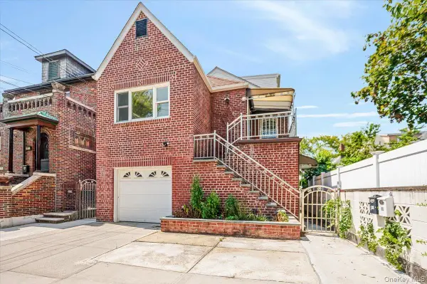 1861 Hering Avenue, Bronx, NY 10461