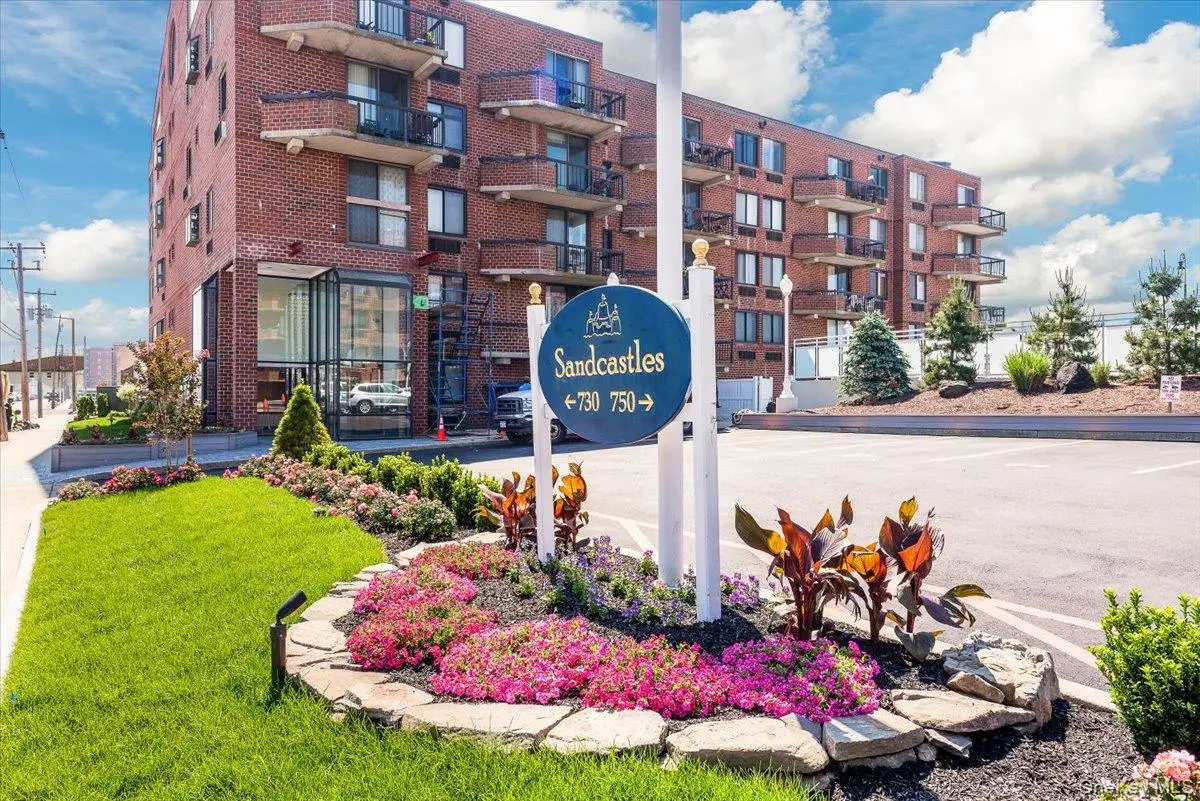 730 W Broadway #2J, Long Beach, NY 11561 - Image #1