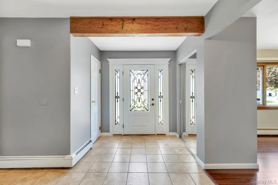 5 Montrose Lane, East Northport, NY 11731 - Image #2