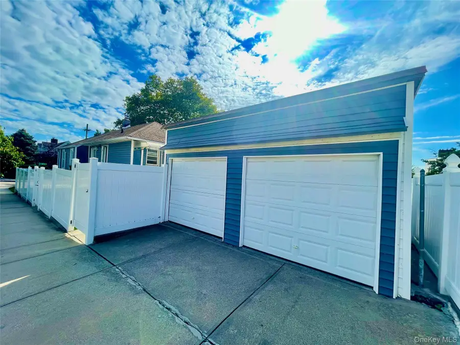 12419 6th Avenue, College Point, NY 11356 - Image #2