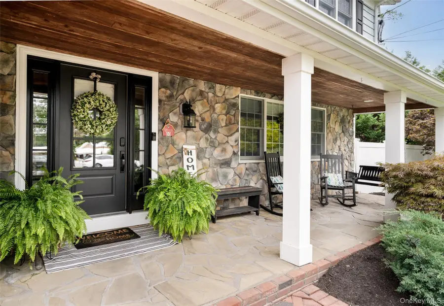 8 Miller Avenue, Shoreham, NY 11786 - Image #2