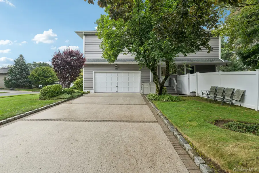 581 Leheigh Lane, Woodmere, NY 11598 - Image #3