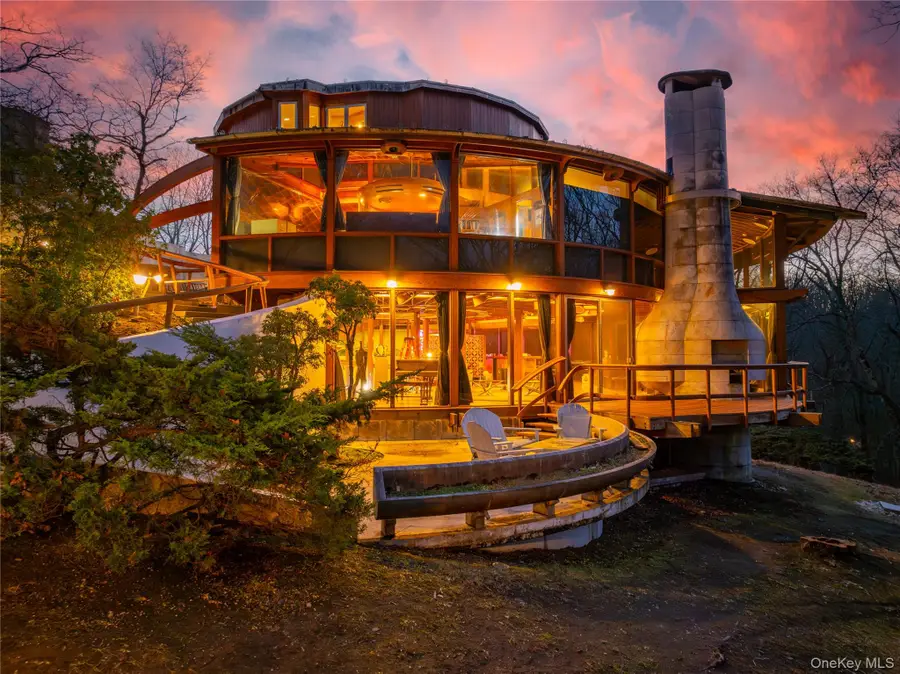 196 Furnace Dock Road, Cortlandt Manor, NY 10567 - Image #2