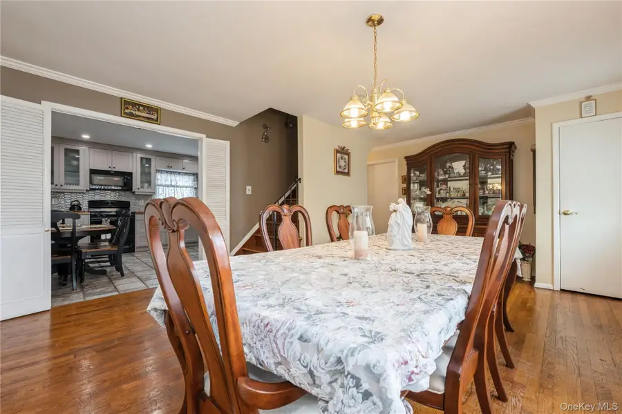 177 9th Street, Bethpage, NY 11714 - Image #3