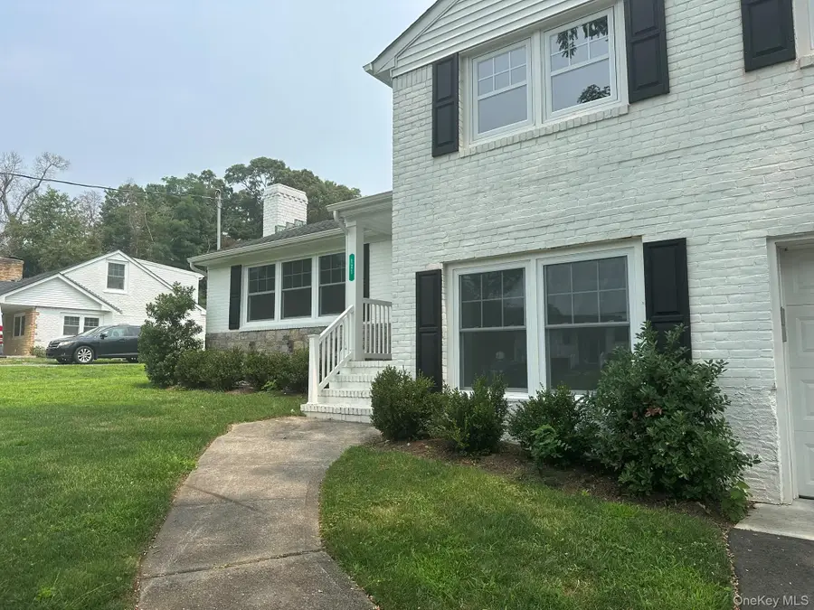 121 W Main Street, Kings Park, NY 11754 - Image #2