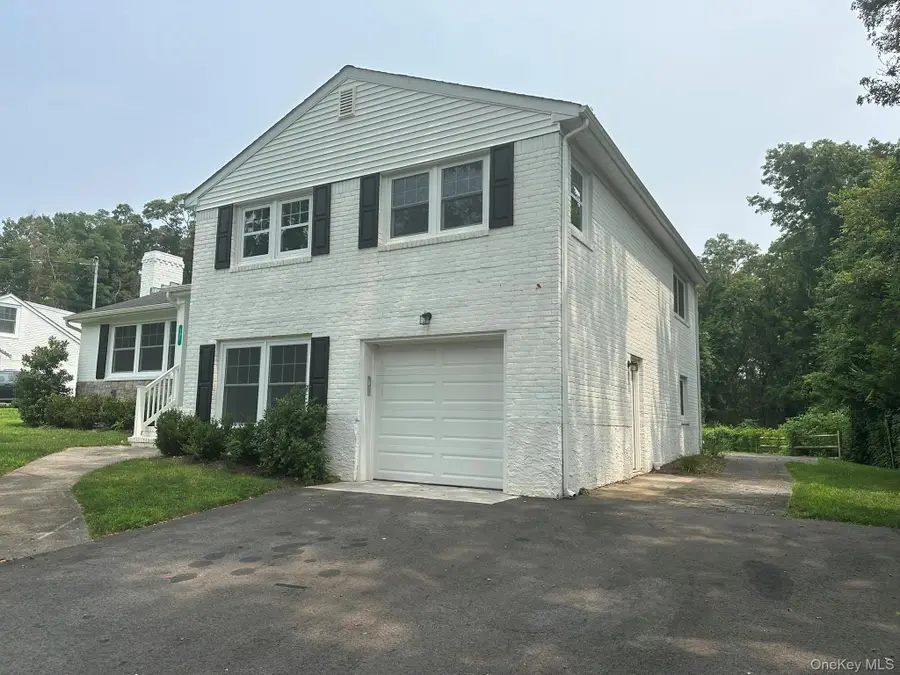 121 W Main Street, Kings Park, NY 11754 - Image #3