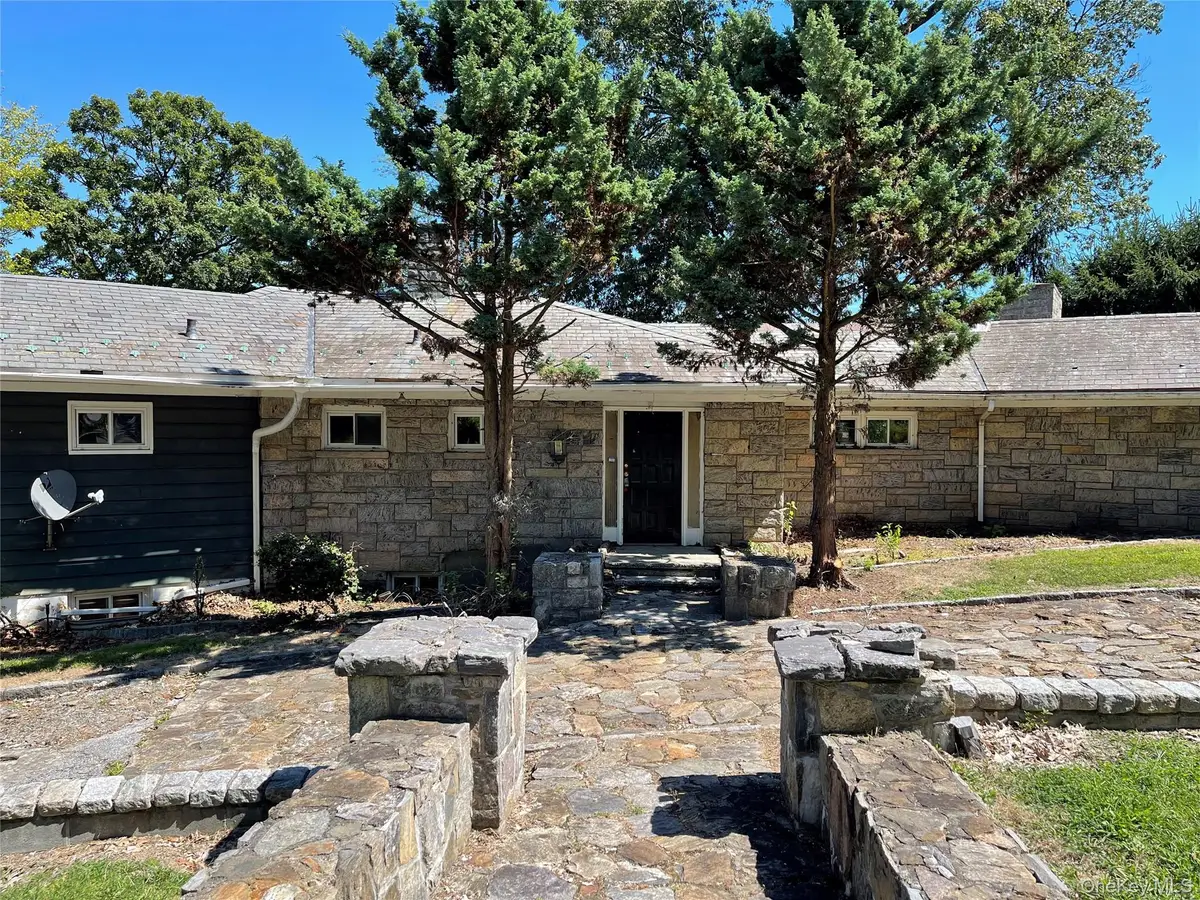 25 Malvern Road, Scarsdale, NY 10583 - Image #1