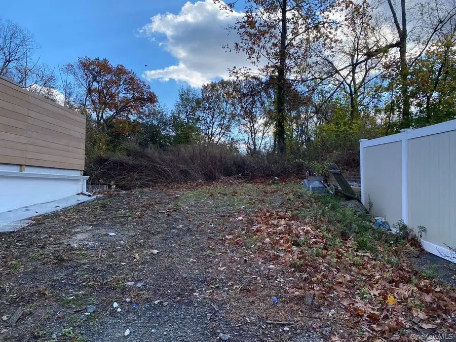 466 Palmer Road, Yonkers, NY 10701 - Image #3