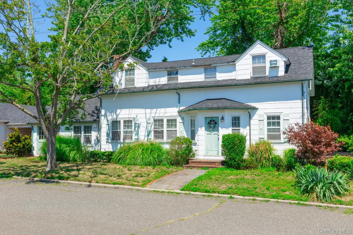 3 Coles Avenue, Amityville, NY 11701 - Image #1