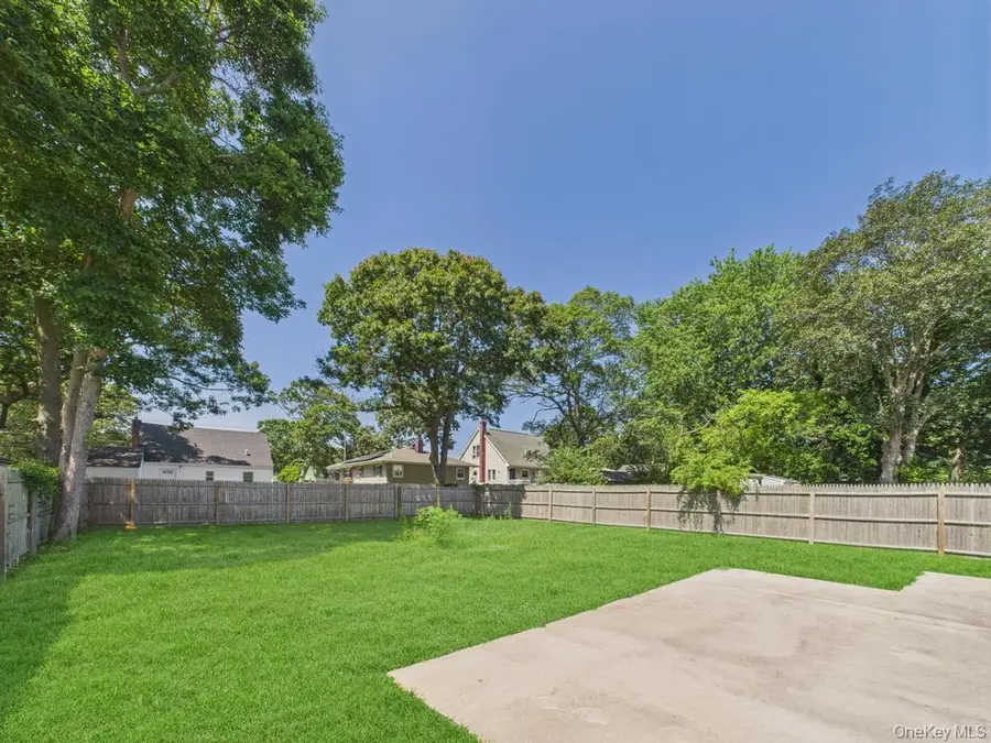 279 Commack Road, Shirley, NY 11967 - Image #3