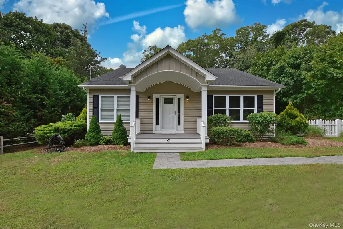 39 Hill Street E, Wading River, NY 11792 - Image #1