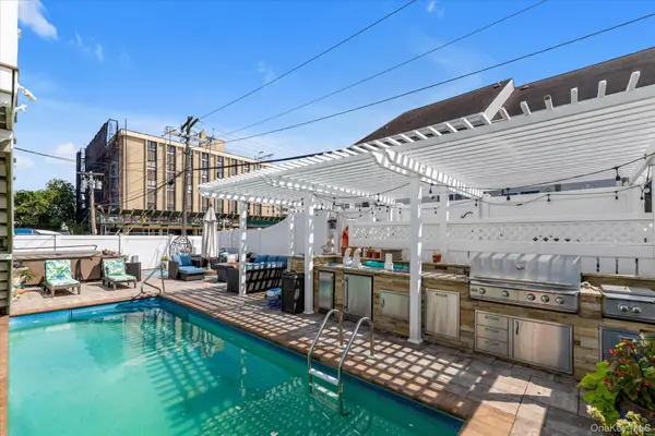 500 W Penn Street, Long Beach, NY 11561