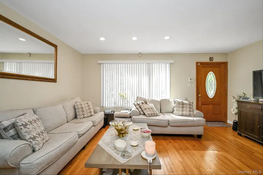 22-07 Parsons Boulevard, Whitestone, NY 11357 - Image #2
