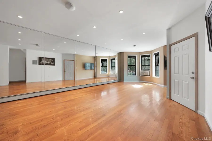 479 Bainbridge Street, Brooklyn, NY 11233 - Image #3