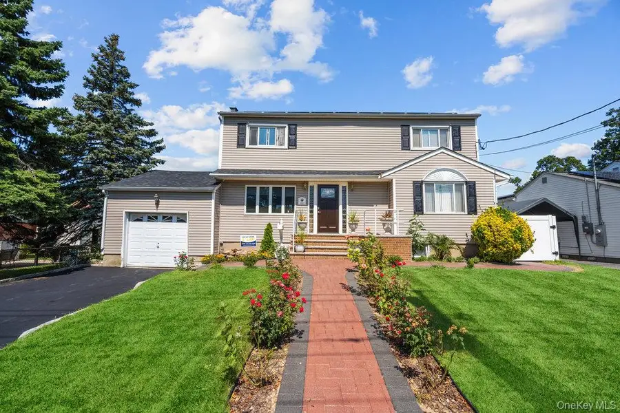 1212 Herzel Boulevard, West Babylon, NY 11704 - Image #2