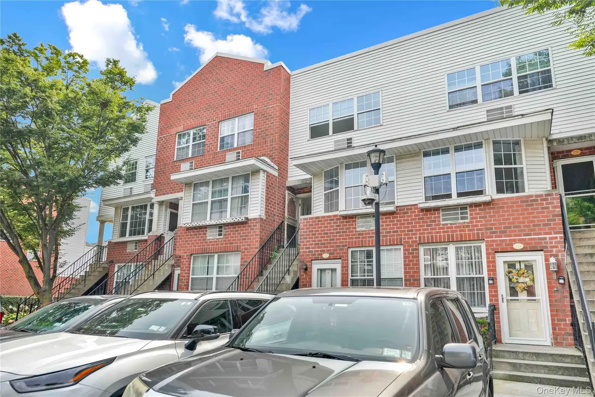 230 Sunset Boulevard #12230, Bronx, NY 10473 - Image #1