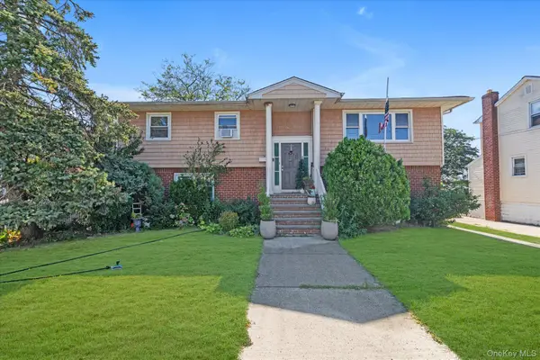 62 4th Avenue, East Rockaway, NY 11518