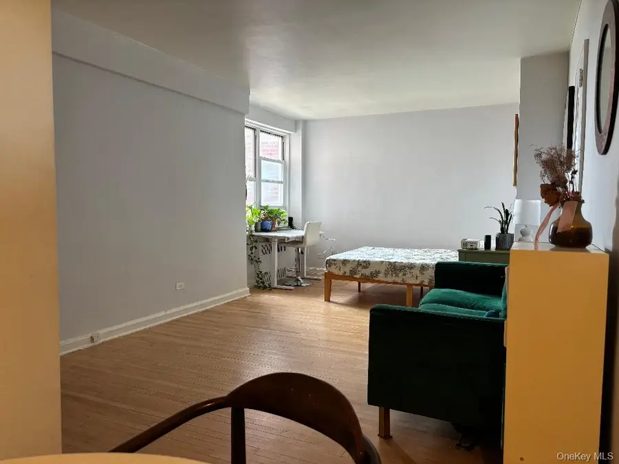 3920 52nd Street #5E, Woodside, NY 11377 - Image #3