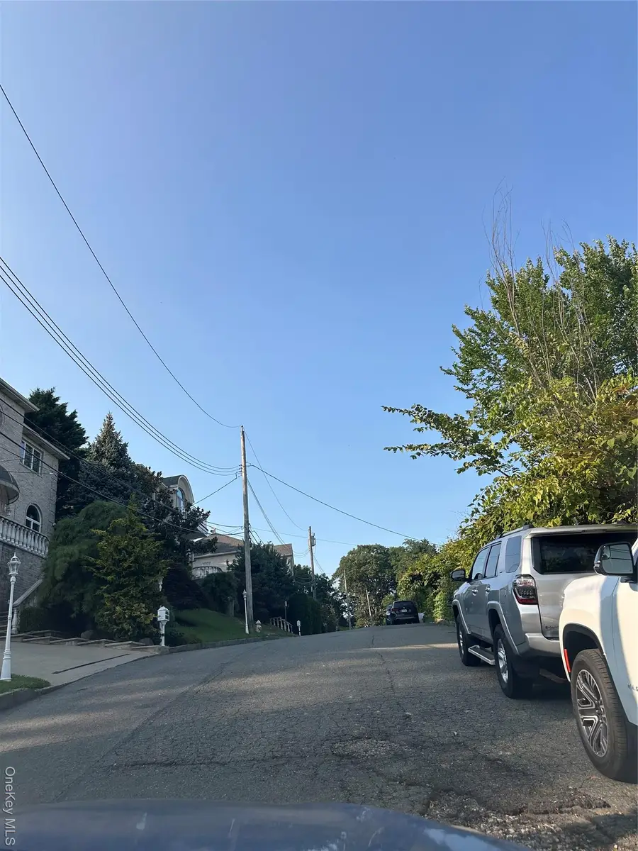 1 Douglas Court, Staten Island, NY  - Image #2