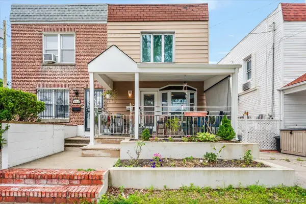 2703 Woodhull Avenue, Bronx, NY 10469