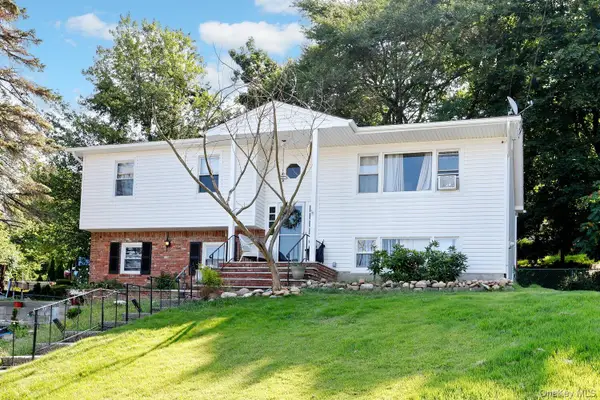 14 Rock Drive, Valley Cottage, NY 10989