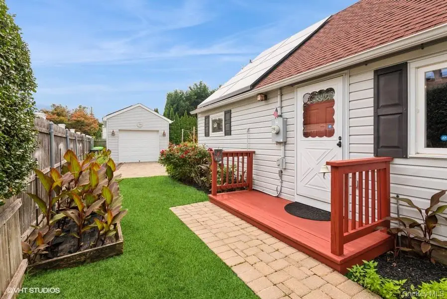 10 Stuart Avenue, Babylon, NY 11702 - Image #3