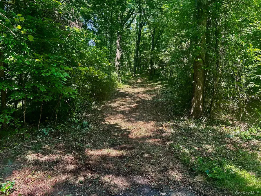 109 Deer Run Road, Red Hook, NY 12571 - Image #2