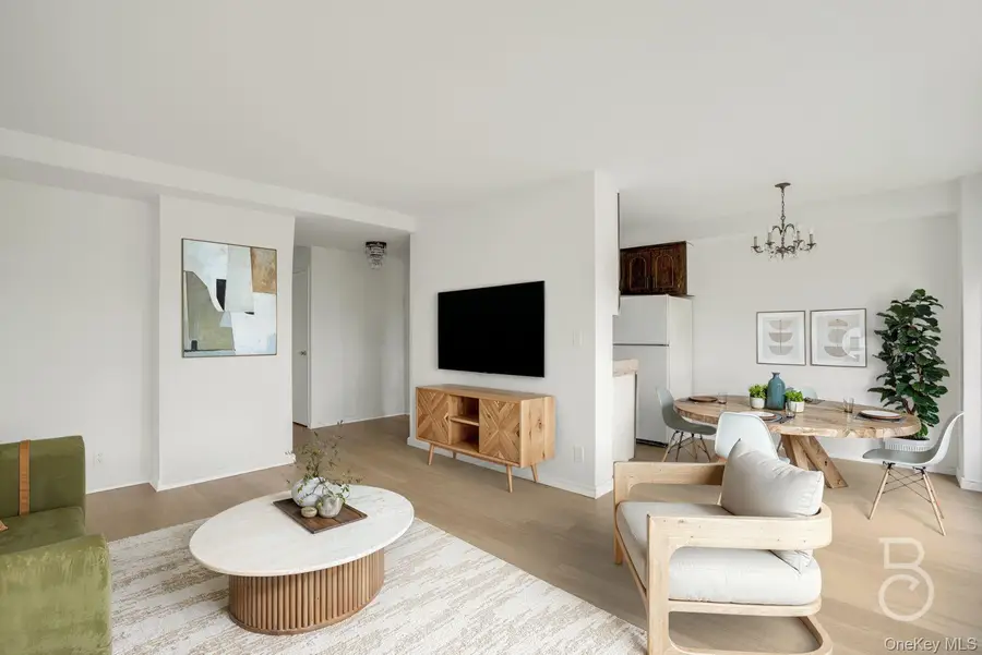 33-43 14th Street #4B, Astoria, NY 11106 - Image #2