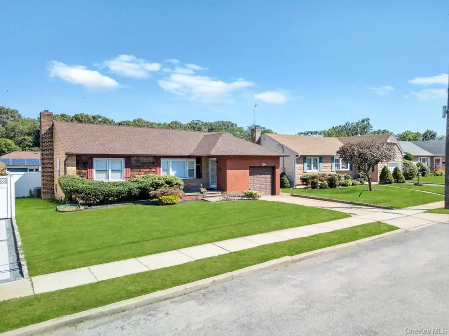 885 Downing Road, Valley Stream, NY 11580 - Image #3