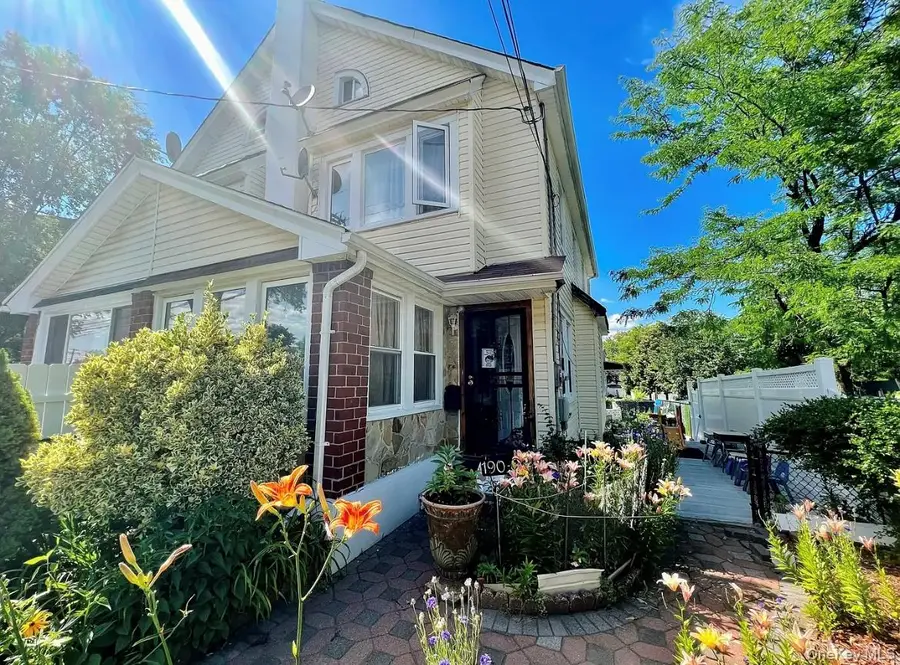 19027 109th Road, Saint Albans, NY 11412 - Image #3