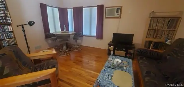 10 W 22nd Street, Huntington Station, NY 11746 - Image #2