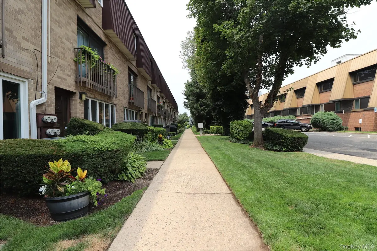 200 Hilton Avenue #55, Hempstead, NY 11550 - Image #1