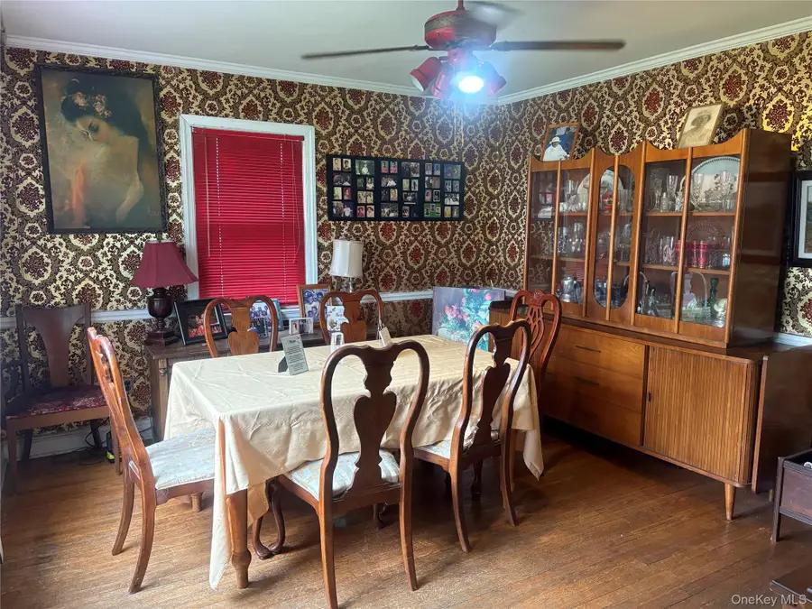 35 W Raymond Avenue, Roosevelt, NY 11575 - Image #3